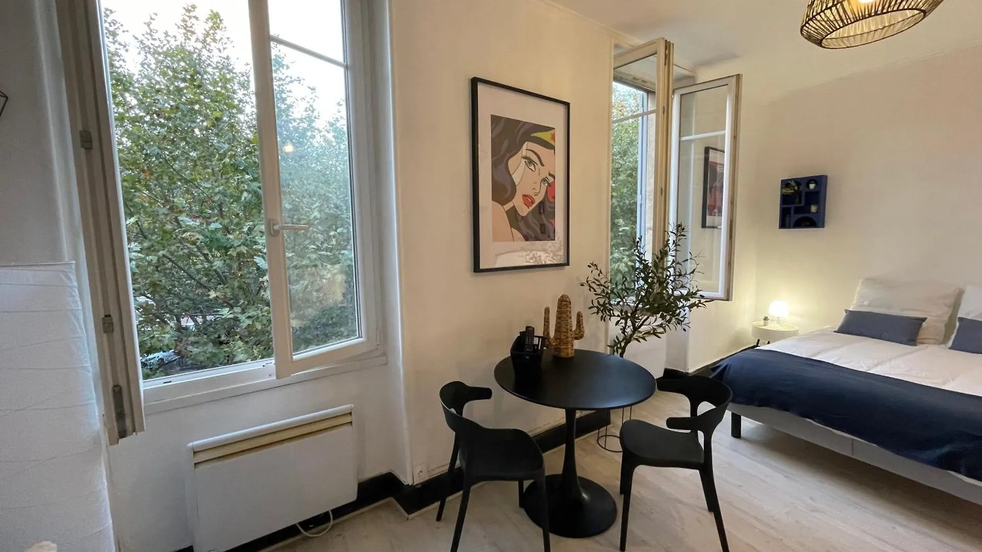 Les Platanes Du Centre Ville Montelimar Apartment